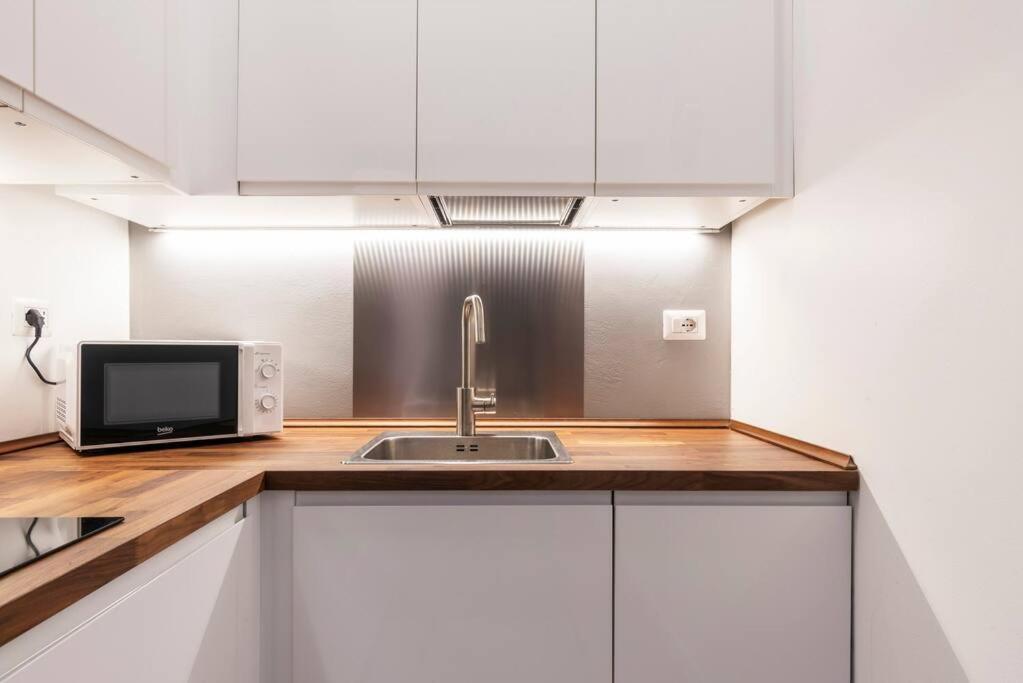 Loft In Zona Buonarroti Apartment Milan Bagian luar foto